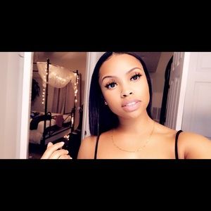 Meet your Posher, Bria